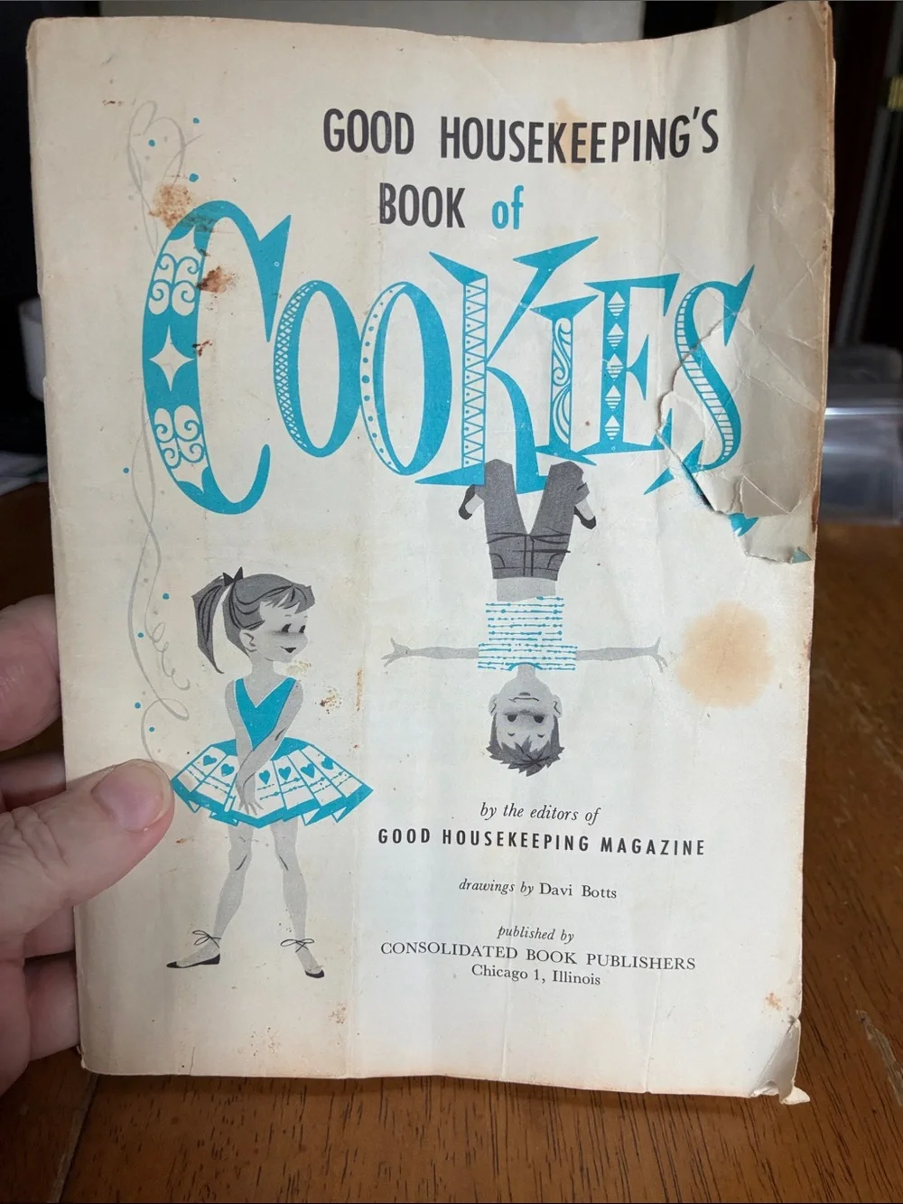 Lot of 5 assorted baking vintage cookbooks